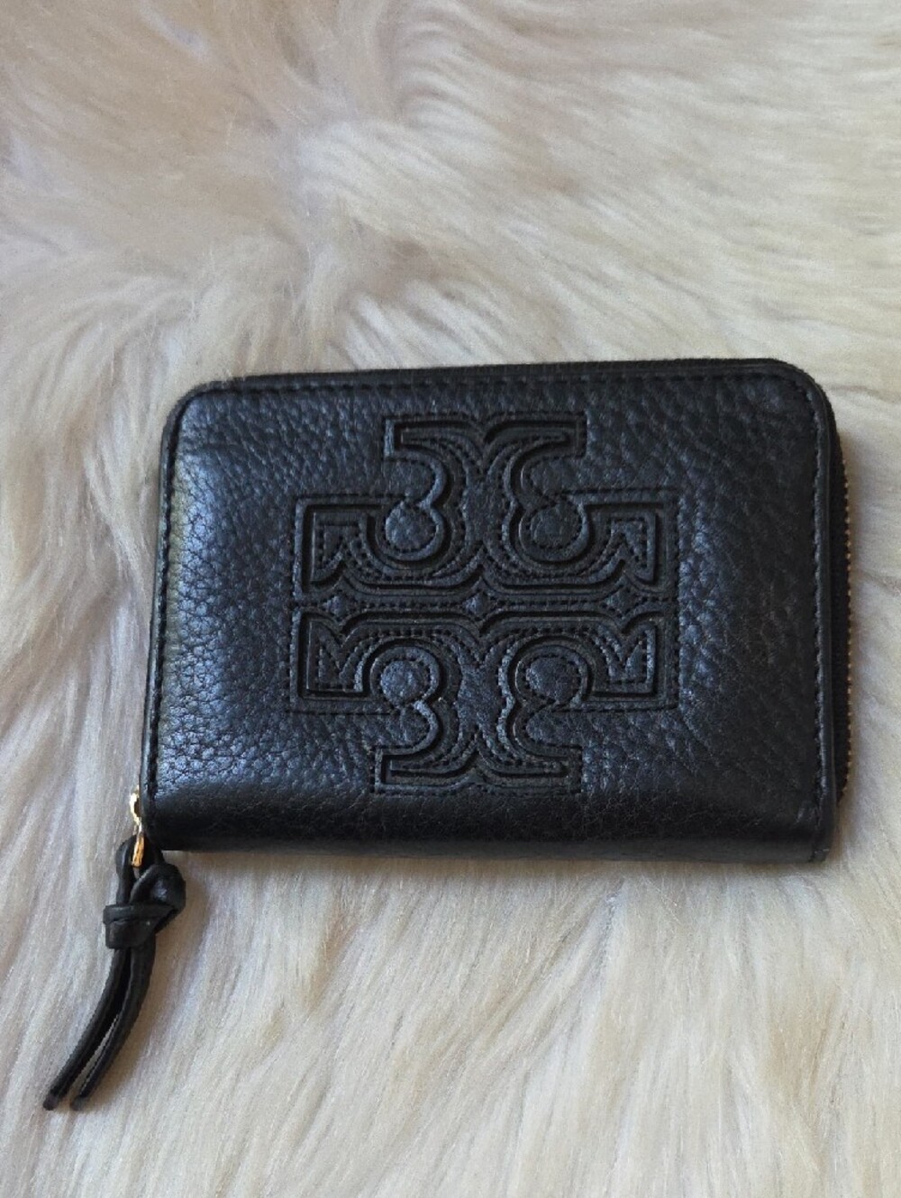 Tory Burch Black Pebbled Leather Zip Card Case